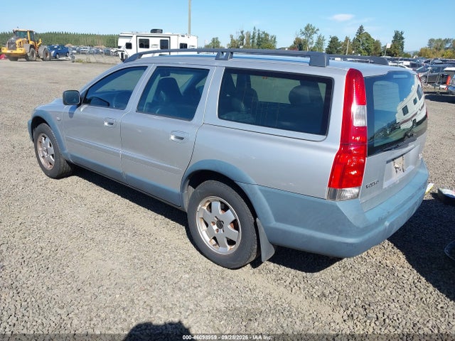 46098959 :رقم المزاد ، YV1SZ58D311044714 vin ، 2001 Volvo V70 Xc مزاد بيع