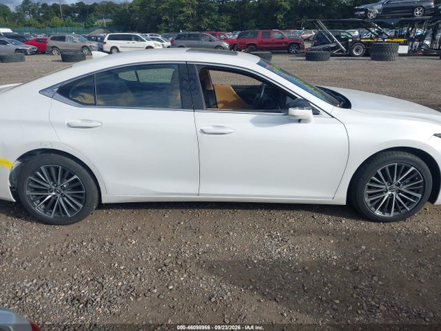 46098966 :رقم المزاد ، 58ADA1C13PU029430 vin ، 2023 Lexus Es 300h مزاد بيع