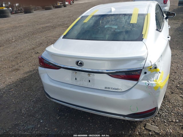 46098966 :رقم المزاد ، 58ADA1C13PU029430 vin ، 2023 Lexus Es 300h مزاد بيع
