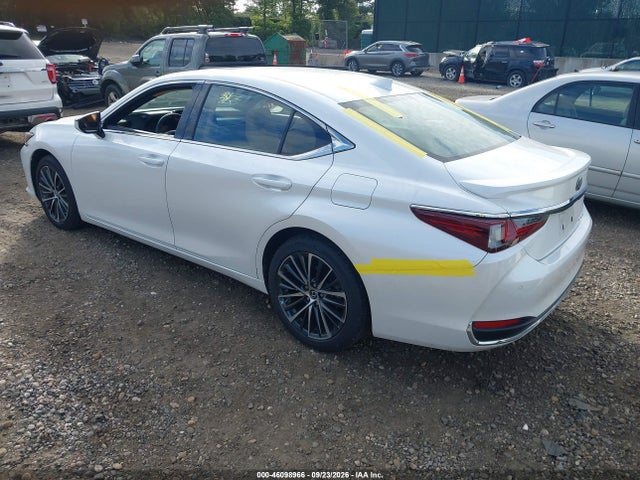 46098966 :رقم المزاد ، 58ADA1C13PU029430 vin ، 2023 Lexus Es 300h مزاد بيع