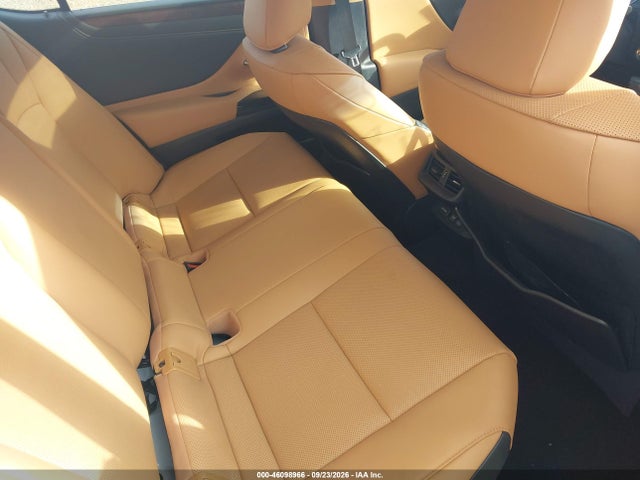 46098966 :رقم المزاد ، 58ADA1C13PU029430 vin ، 2023 Lexus Es 300h مزاد بيع