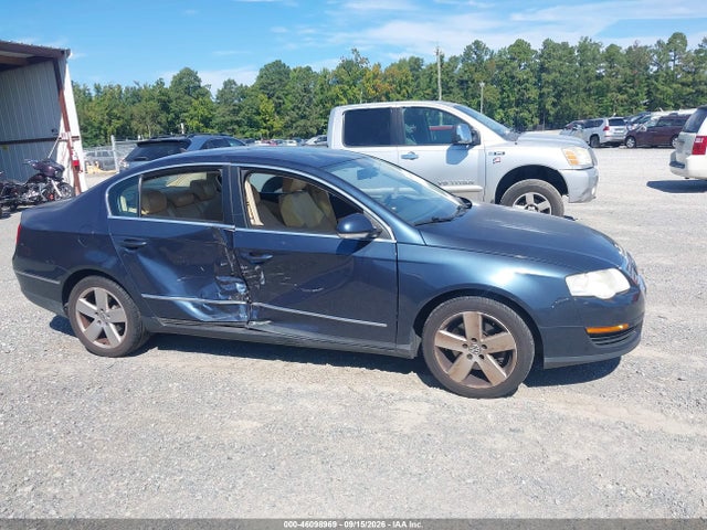 46098969 :رقم المزاد ، WVWAK73C68E061543 vin ، 2008 Volkswagen Passat Komfort مزاد بيع