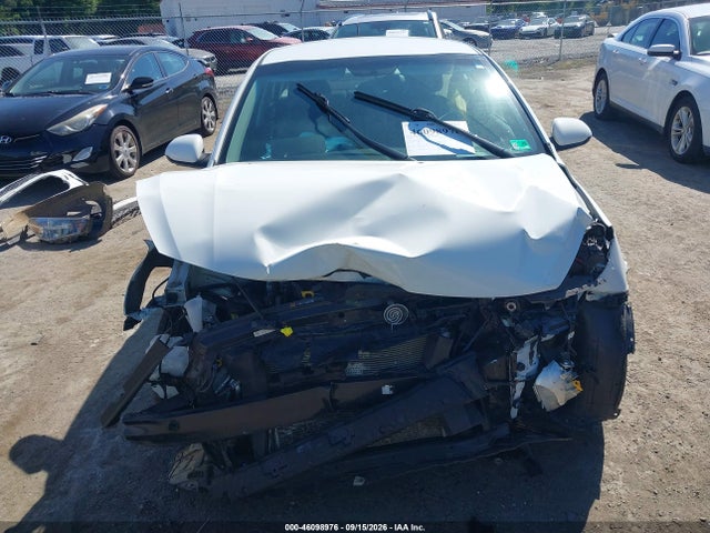 2019 Kia Rio S მანქანა იყიდება აუქციონზე, vin: 3KPA24AB1KE236916, აუქციონის ნომერი: 46098976