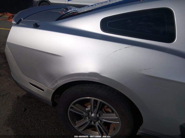 Продаж на аукціоні авто 2011 Ford Mustang V6 Premium, vin: 1ZVBP8AM4B5125915, номер лоту: 46099005