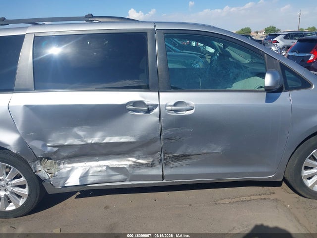Aukcja sprzedaży 2011 Toyota Sienna Le, vin: 5TDJK3DC3BS005858, numer aukcji: 46099007