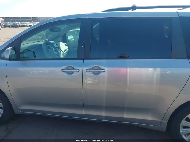 Aukcja sprzedaży 2011 Toyota Sienna Le, vin: 5TDJK3DC3BS005858, numer aukcji: 46099007