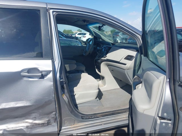 Aukcja sprzedaży 2011 Toyota Sienna Le, vin: 5TDJK3DC3BS005858, numer aukcji: 46099007