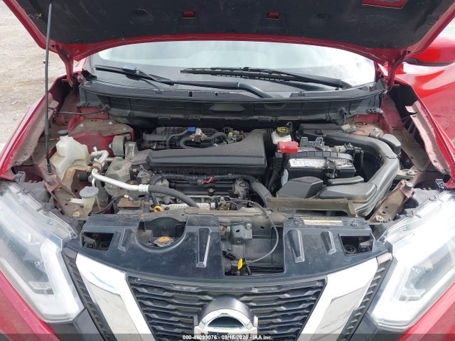 2017 Nissan Rogue S მანქანა იყიდება აუქციონზე, vin: JN8AT2MV7HW004993, აუქციონის ნომერი: 46099076