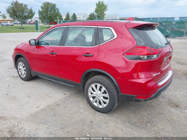 2017 Nissan Rogue S მანქანა იყიდება აუქციონზე, vin: JN8AT2MV7HW004993, აუქციონის ნომერი: 46099076