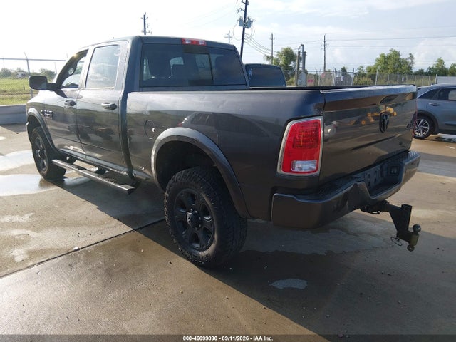 3C6UR5FLXHG644061 RAM 2500 Laramie 4x4 6&#039;4 Box