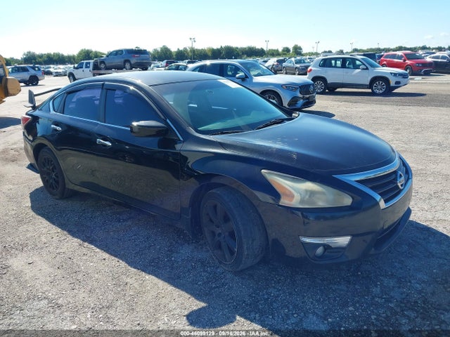 Продажа на аукционе авто 2015 Nissan Altima 2.5 S, vin: 1N4AL3AP9FC214717, номер лота: 46099129