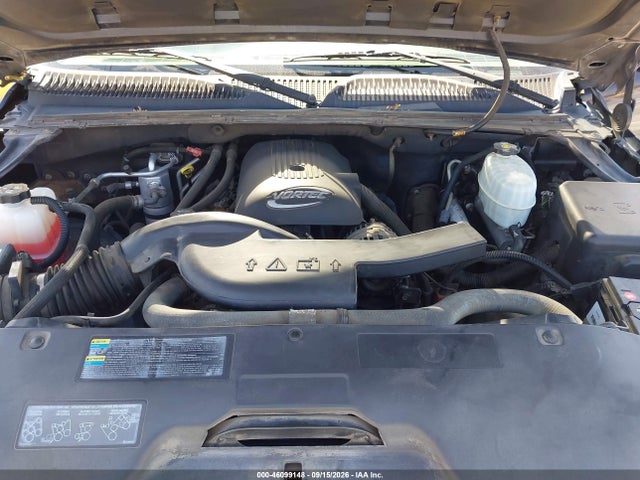 2005 Chevrolet Tahoe Ls მანქანა იყიდება აუქციონზე, vin: 1GNEC13V65R263100, აუქციონის ნომერი: 46099148