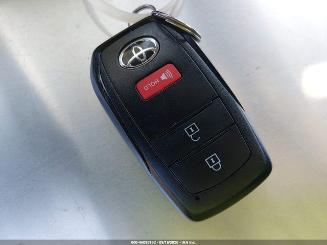 Toyota Corolla Cross Le 2024 7MUBAAAG7RV099245 Image 11