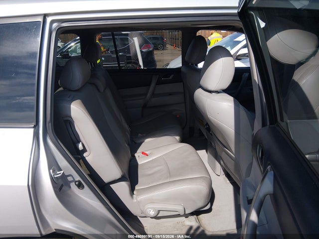 46099191 :رقم المزاد ، 5TDEK3EH0AS007187 vin ، 2010 Toyota Highlander Sport V6 مزاد بيع