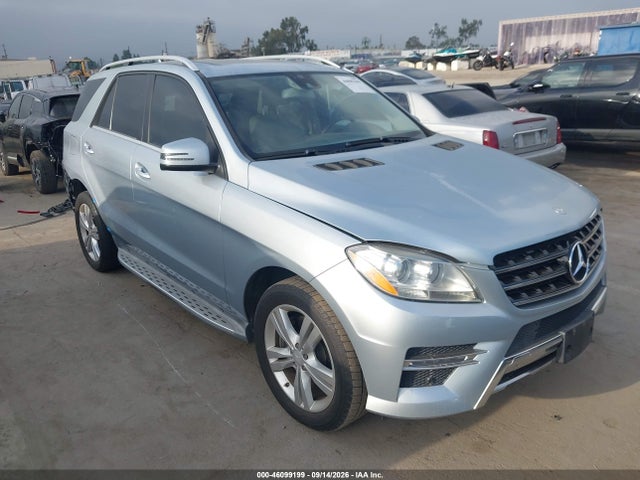 46099199 :رقم المزاد ، 4JGDA5JB4EA321936 vin ، 2014 Mercedes-benz Ml 350 مزاد بيع