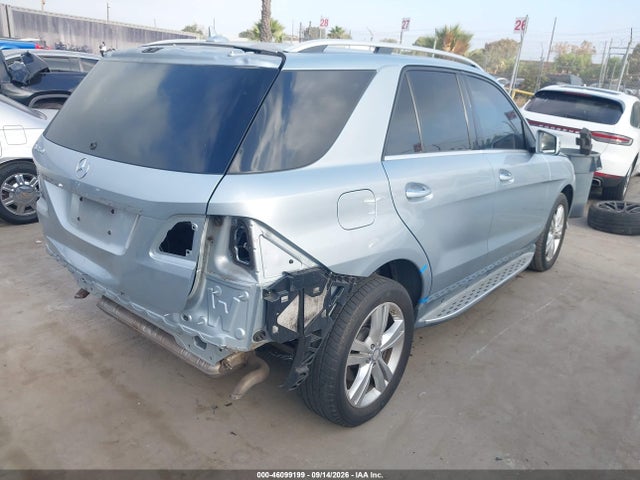46099199 :رقم المزاد ، 4JGDA5JB4EA321936 vin ، 2014 Mercedes-benz Ml 350 مزاد بيع