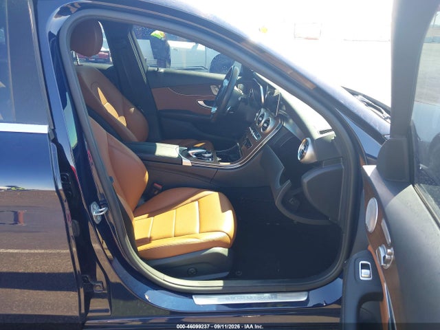 46099237 :رقم المزاد ، 55SWF8EB4KU311533 vin ، 2019 Mercedes-benz C 300 4matic مزاد بيع