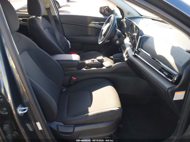 Auction sale of the 2023 Kia Sportage Hybrid Lx, vin: KNDPU3AG8P7096218, lot number: 46099245