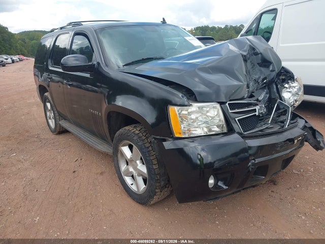 46099262 :رقم المزاد ، 1GNFC13038J146201 vin ، 2008 Chevrolet Tahoe Lt مزاد بيع
