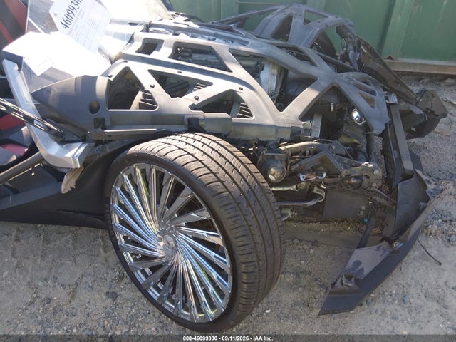 2016 Polaris Slingshot Sl მანქანა იყიდება აუქციონზე, vin: 57XAAPFA9G7115392, აუქციონის ნომერი: 46099300