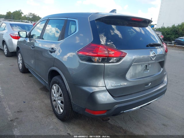 2017 Nissan Rogue S მანქანა იყიდება აუქციონზე, vin: KNMAT2MV4HP582457, აუქციონის ნომერი: 46099312
