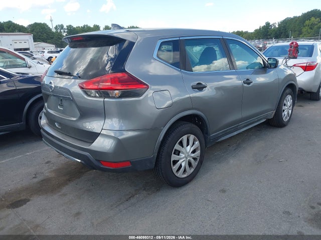 2017 Nissan Rogue S მანქანა იყიდება აუქციონზე, vin: KNMAT2MV4HP582457, აუქციონის ნომერი: 46099312