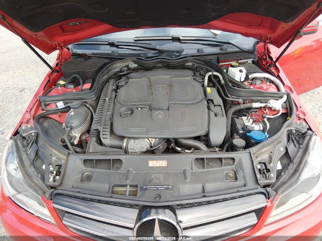 46099350 :رقم المزاد ، WDDGJ8JB4FG361960 vin ، 2015 Mercedes-benz C 350 Sport 4matic مزاد بيع