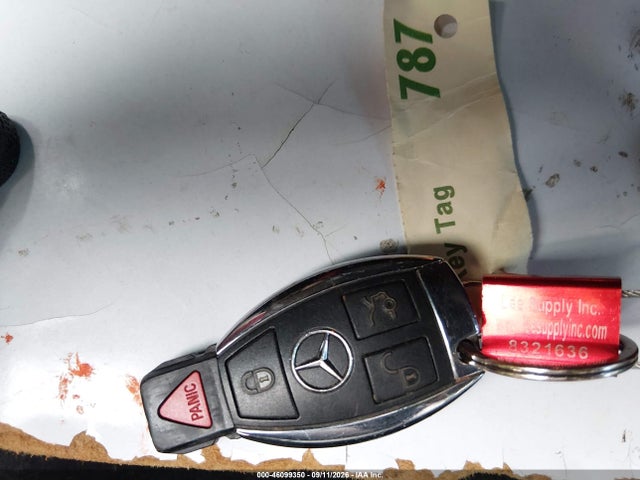 46099350 :رقم المزاد ، WDDGJ8JB4FG361960 vin ، 2015 Mercedes-benz C 350 Sport 4matic مزاد بيع