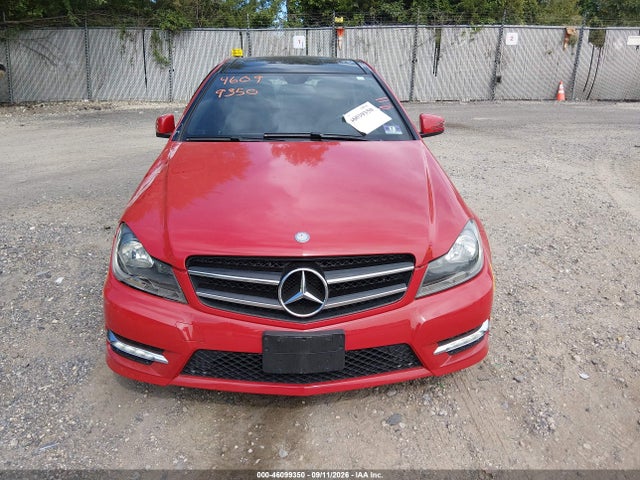 46099350 :رقم المزاد ، WDDGJ8JB4FG361960 vin ، 2015 Mercedes-benz C 350 Sport 4matic مزاد بيع