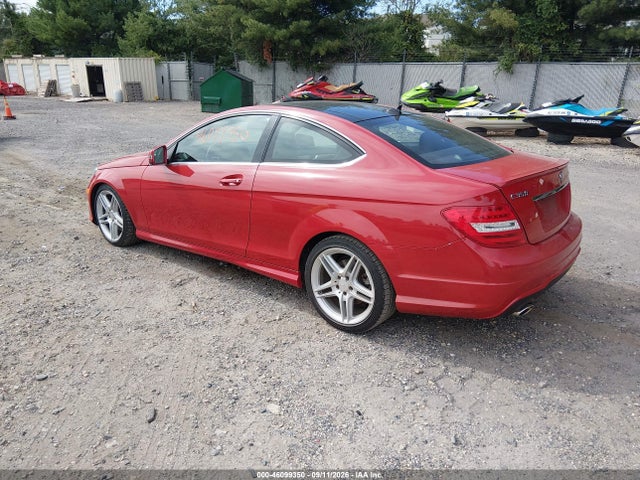 46099350 :رقم المزاد ، WDDGJ8JB4FG361960 vin ، 2015 Mercedes-benz C 350 Sport 4matic مزاد بيع