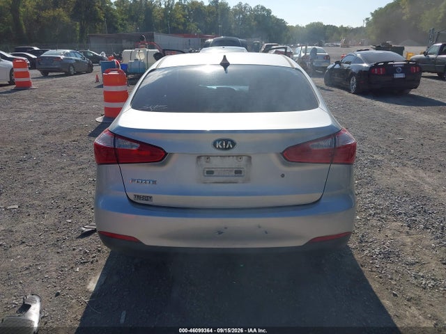 2015 Kia Forte Lx მანქანა იყიდება აუქციონზე, vin: KNAFK4A66F5305509, აუქციონის ნომერი: 46099364