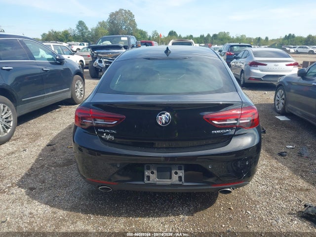 46099366 :رقم المزاد ، W04GP6SX5J1056612 vin ، 2018 Buick Regal Sportback Essence مزاد بيع