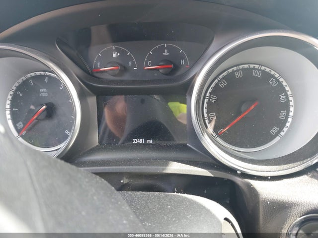 46099366 :رقم المزاد ، W04GP6SX5J1056612 vin ، 2018 Buick Regal Sportback Essence مزاد بيع