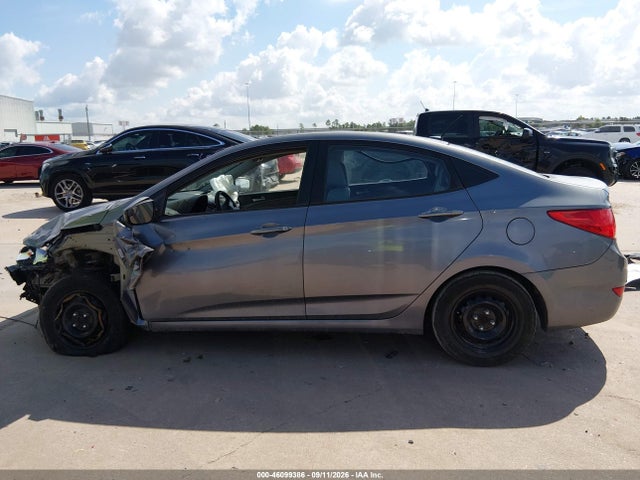 2015 Hyundai Accent Gls მანქანა იყიდება აუქციონზე, vin: KMHCT4AE5FU795114, აუქციონის ნომერი: 46099386