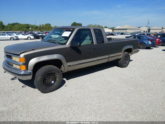 46099416 :رقم المزاد ، 1GCGK29R0YF476148 vin ، 2000 Chevrolet K2500 مزاد بيع