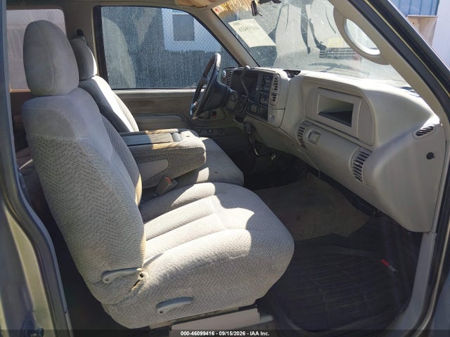 46099416 :رقم المزاد ، 1GCGK29R0YF476148 vin ، 2000 Chevrolet K2500 مزاد بيع