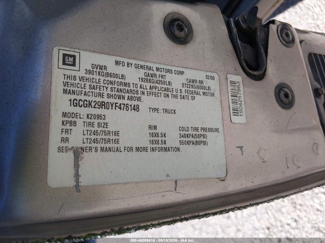 46099416 :رقم المزاد ، 1GCGK29R0YF476148 vin ، 2000 Chevrolet K2500 مزاد بيع