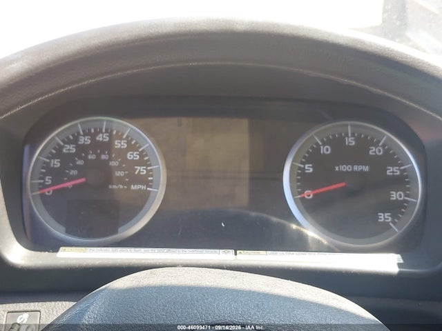 46099471 :رقم المزاد ، 5PVNE8JV2B4S51999 vin ، 2011 Hino 258/268 مزاد بيع