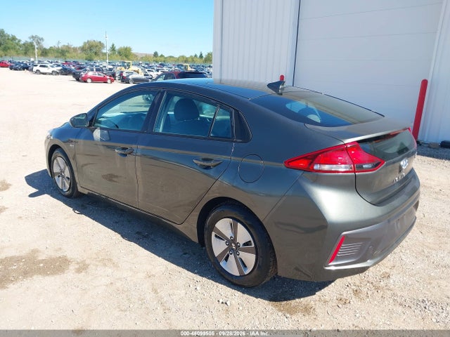 2020 Hyundai Ioniq Hybrid Blue მანქანა იყიდება აუქციონზე, vin: KMHC65LC1LU221694, აუქციონის ნომერი: 46099505