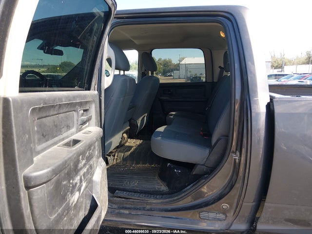 Продажа на аукционе авто 2018 Ram 3500 Tradesman  4x4 8' Box, vin: 3C63R3GL5JG412956, номер лота: 46099530