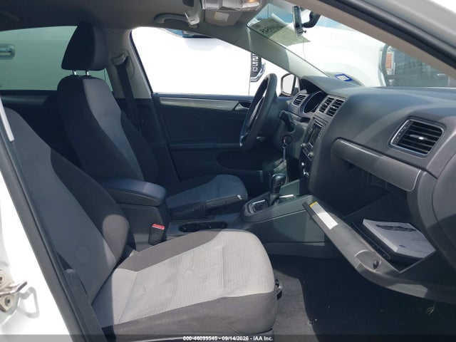 46099545 :رقم المزاد ، 3VW2B7AJ6JM239311 vin ، 2018 Volkswagen Jetta 1.4t S مزاد بيع