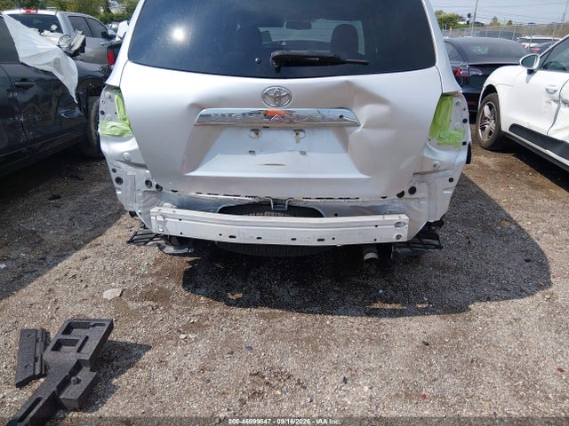Продажа на аукционе авто 2013 Toyota Highlander Se V6, vin: 5TDZK3EH6DS109972, номер лота: 46099547