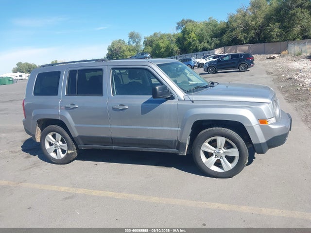 2016 Jeep Patriot Latitude მანქანა იყიდება აუქციონზე, vin: 1C4NJRFB9GD613849, აუქციონის ნომერი: 46099559