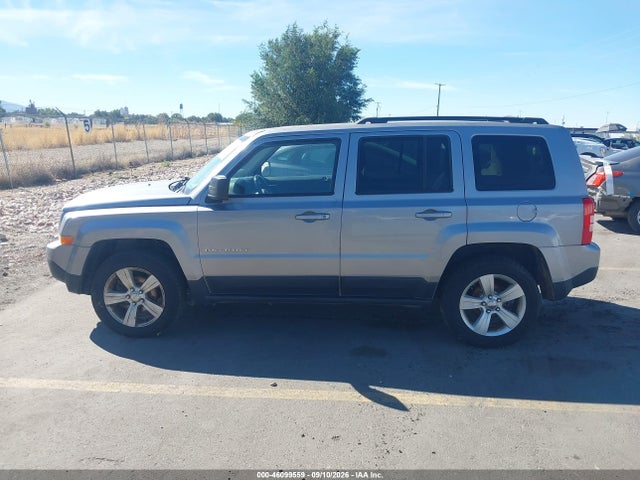 2016 Jeep Patriot Latitude მანქანა იყიდება აუქციონზე, vin: 1C4NJRFB9GD613849, აუქციონის ნომერი: 46099559