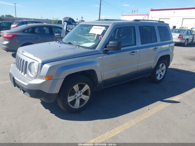 2016 Jeep Patriot Latitude მანქანა იყიდება აუქციონზე, vin: 1C4NJRFB9GD613849, აუქციონის ნომერი: 46099559