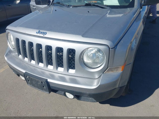 2016 Jeep Patriot Latitude მანქანა იყიდება აუქციონზე, vin: 1C4NJRFB9GD613849, აუქციონის ნომერი: 46099559