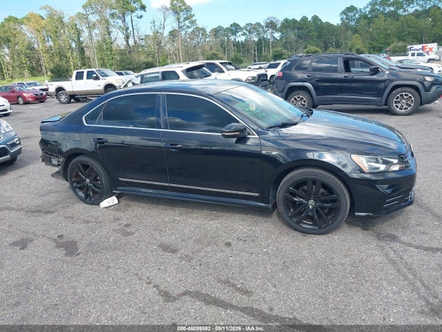 Aukcja sprzedaży 2017 Volkswagen Passat 1.8t R-line, vin: 1VWDT7A30HC011288, numer aukcji: 46099592