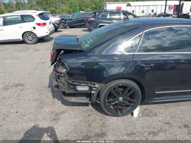 Aukcja sprzedaży 2017 Volkswagen Passat 1.8t R-line, vin: 1VWDT7A30HC011288, numer aukcji: 46099592