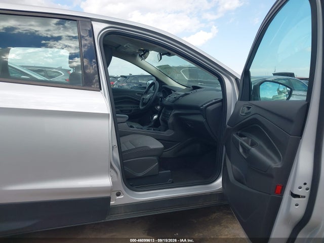 Ford ESCAPE S 2017 1FMCU0F70HUE07502 Image 5