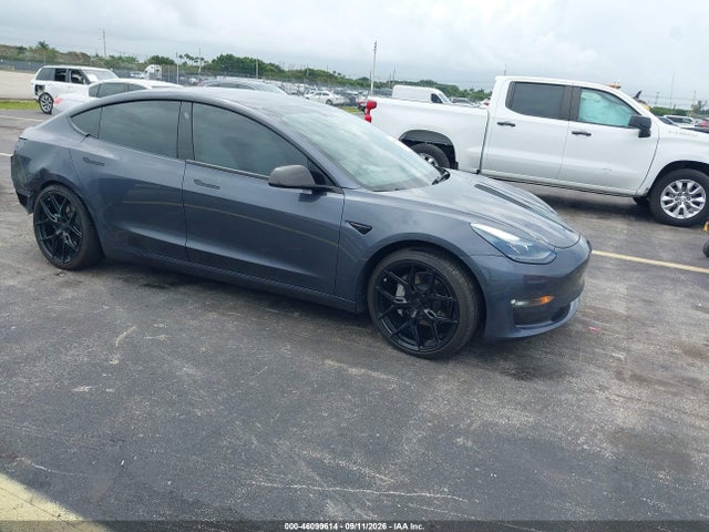 Tesla Model 3 Long Range Dual Motor All-wheel Drive 2022 5YJ3E1EB5NF115426 главное изображение